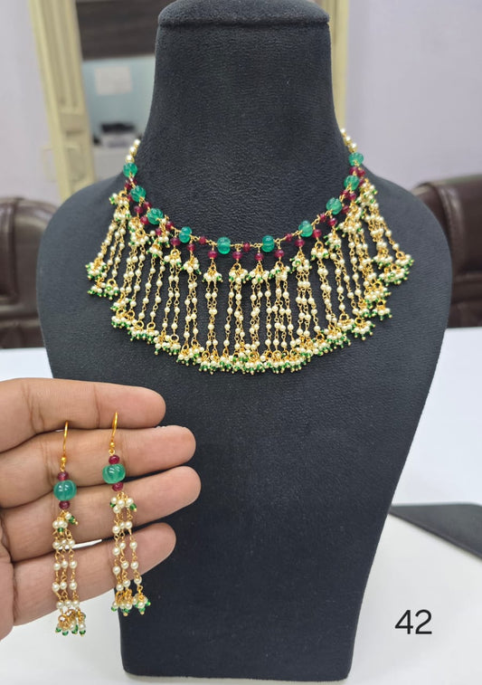 Pearls Choker with earrings
