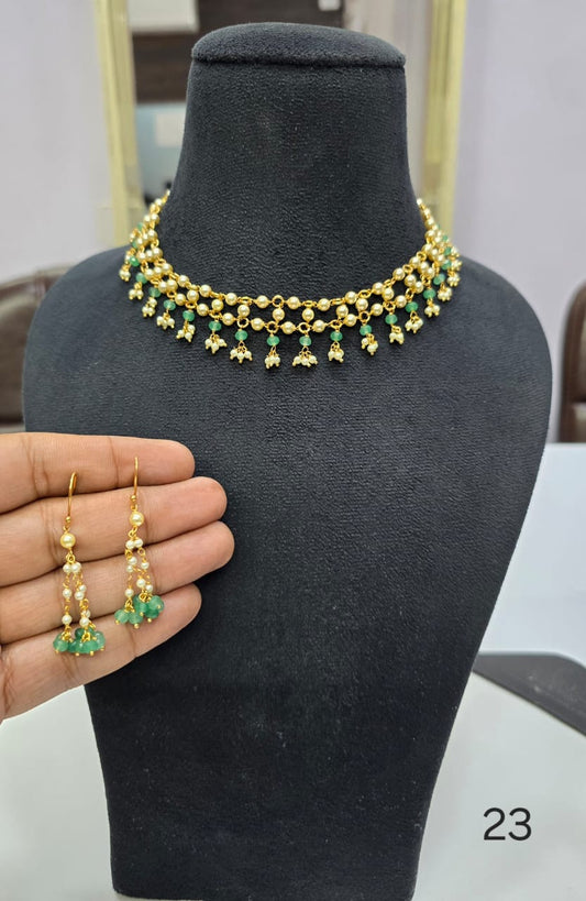 Pearls Choker with earrings