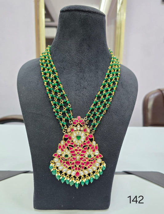 Green Beads with Kundan pendant