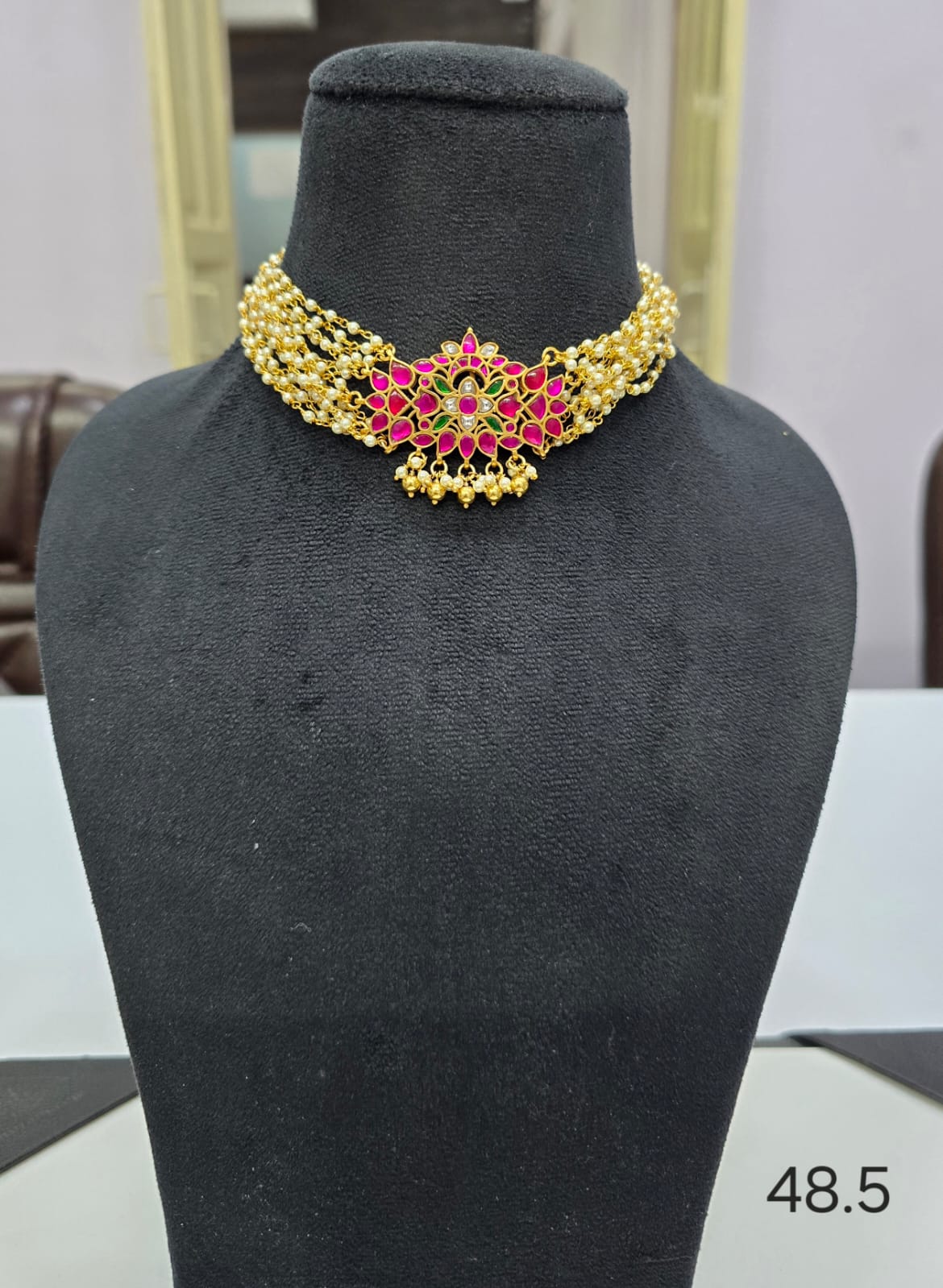 classic kundan choker with layered pearls