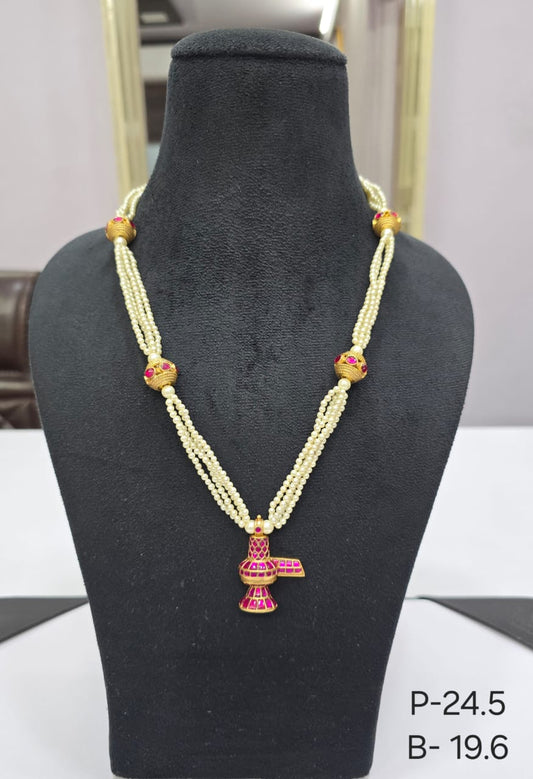 Shiva Ling kundan pendant with beads