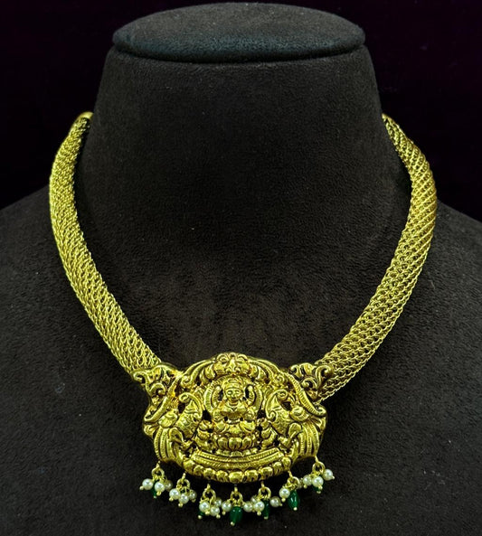 Lakshmi devi necklace with pearls