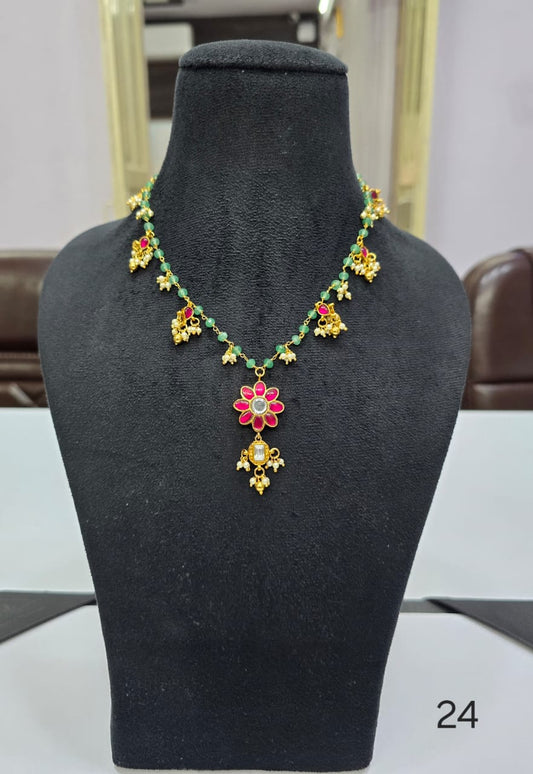 Flower pendant jadau