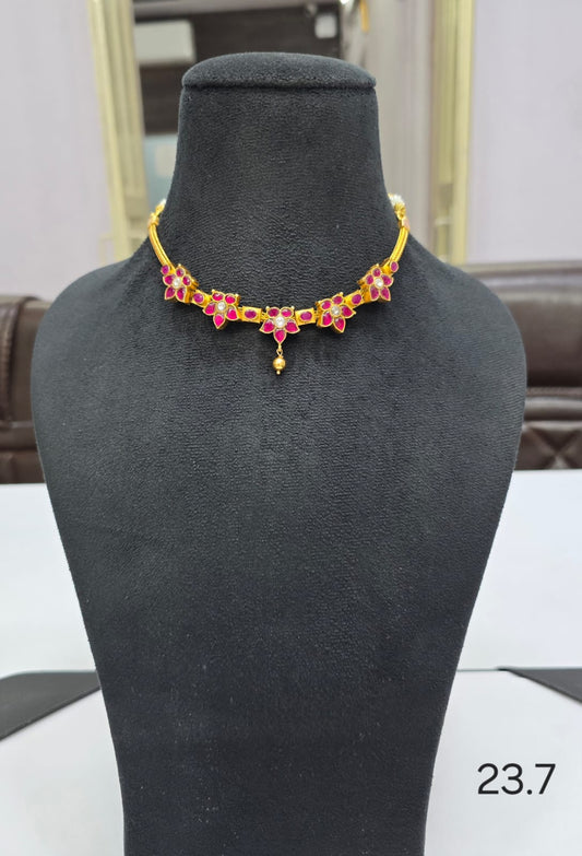 Jadau flower necklace